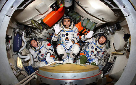 Chinese space crew.